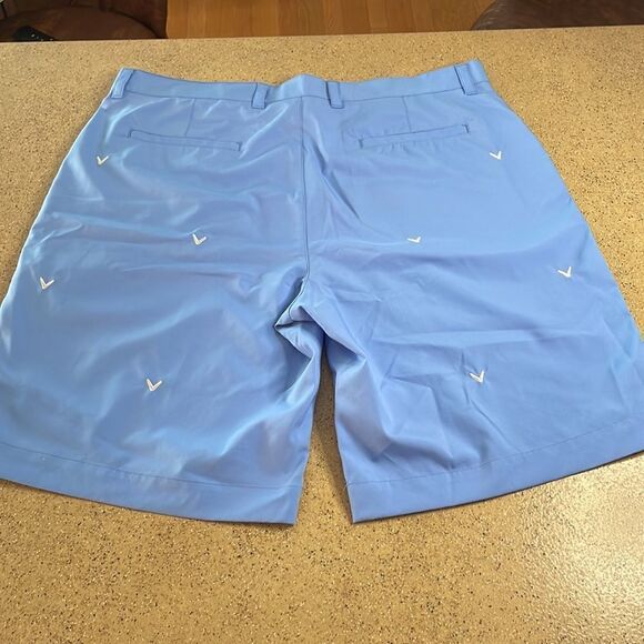 Mens Callaway light blue golf shorts with white embroidered logos throughout - Picture 4 of 11